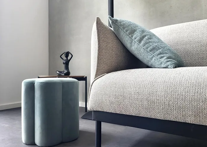 Schlossterrassen 8a *