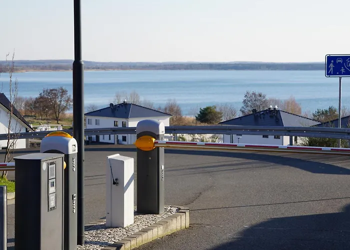 Schlossterrassen 8a Pouch